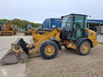 Caterpillar 906