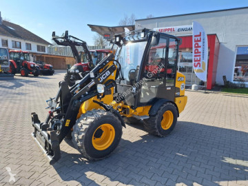 JCB403