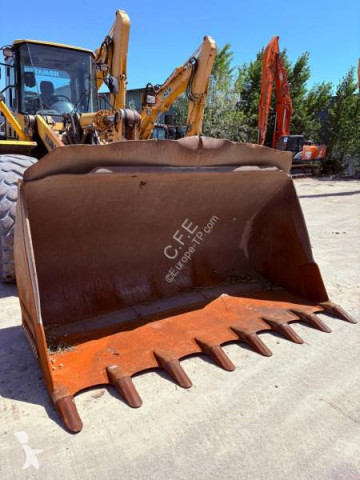 Komatsu WA470-5