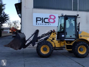 Læsser på dæk New Holland