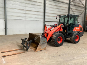 Kubota R 085