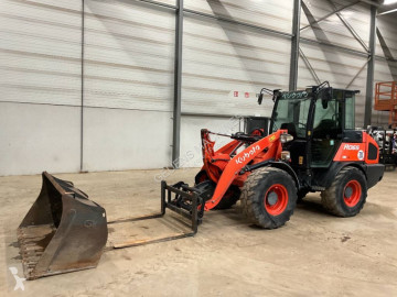Chargeuse sur pneus Kubota
