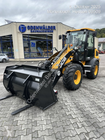 JCB 409