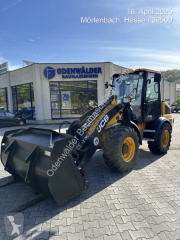JCB409