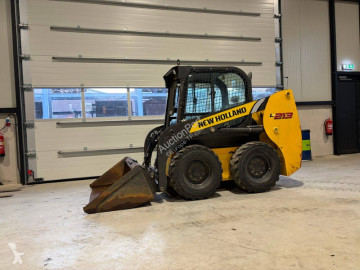 New Holland L 213