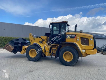 Caterpillar926M