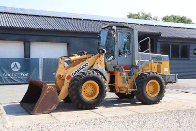 Daewoo Mega 200