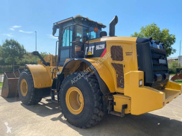 Chargeuse sur pneus Caterpillar