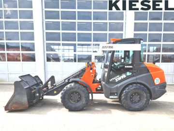 Hitachi ZW75 6