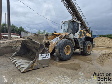 Incarcator pe roti Liebherr