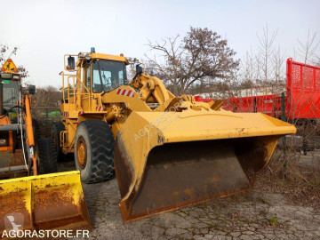 Chargeuse sur pneus Caterpillar