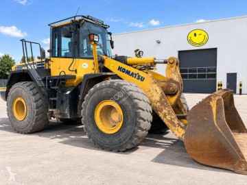 Komatsu WA480-6