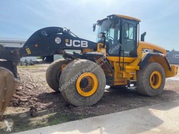 Chargeuse sur pneus JCB