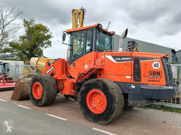 Chargeuse sur pneus Doosan