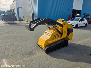 Mini pala cargadora