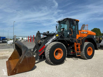 Pala cargadora de ruedas Doosan