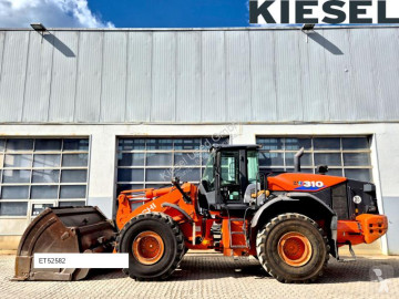 Hitachi ZW310 6