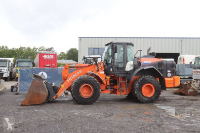 Chargeuse sur pneus Hitachi