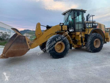 Chargeuse sur pneus Caterpillar