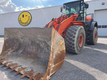 Chargeuse sur pneus Hitachi
