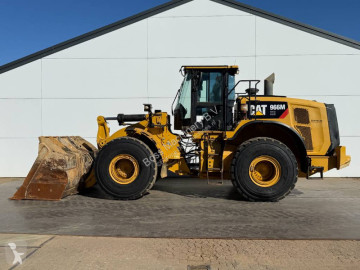Chargeuse sur pneus Caterpillar
