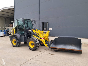 Komatsu WA80M-8E0