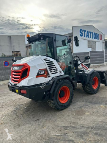 محملة بعجلات Bobcat