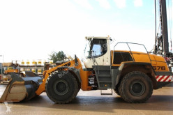 Liebherr wheel loader L576