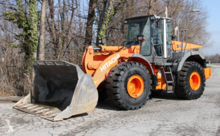 Pala cargadora Hitachi ZW220 usada