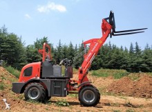 Chargeuse sur pneus CLC Chargeur CLC T 900 Cabrio