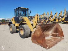 Pala cargadora Caterpillar 930K pala cargadora de ruedas usada