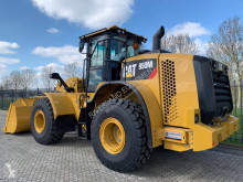 Lastik tekerli yükleyici Caterpillar 950