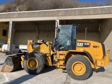 Lastik tekerli yükleyici Caterpillar 914M
