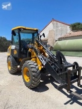 Pala cargadora JCB 406 T4 mini pala cargadora usada