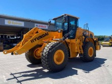 Hyundai HL 960 lastik tekerli yükleyici ikinci el araç