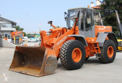 Pala cargadora Hitachi LX145E usada