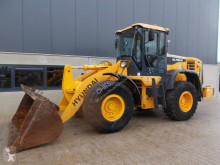 Hyundai HL740-9A lastik tekerli yükleyici ikinci el araç