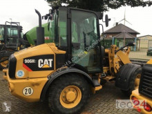Pala cargadora Caterpillar 906 usada