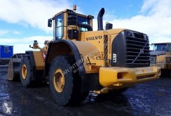 Volvo L 220 F chargeuse sur pneus occasion