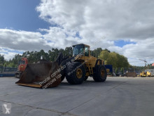 مُحمّلة Volvo L 220 E محملة بعجلات مستعمل