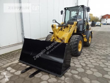 Caterpillar 907M læsser på dæk brugt