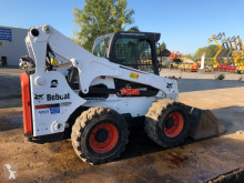 Pala cargadora Bobcat S 850 mini pala cargadora usada