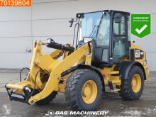 Kolový nakladač Caterpillar 908