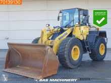 Komatsu WA320-5H læsser på dæk brugt