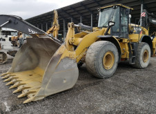Caterpillar CAT 972 M chargeuse sur pneus occasion