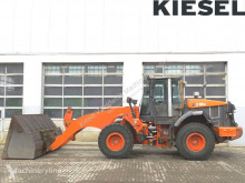 Hitachi ZW180 HL chargeuse sur pneus occasion