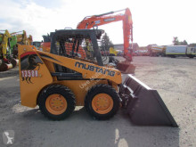 小型装载车 山猫 Mustang / Gehl / Manitou 1350 R (Kein )