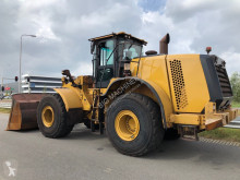 Caterpillar wheel loader 966M