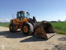 Volvo L 180 F pá carregadora sobre pneus usada