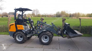 Giant V 452 T HD extra mini-chargeuse occasion